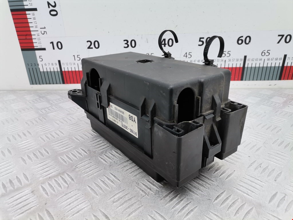 Блок реле KIA Sorento 2002-2009