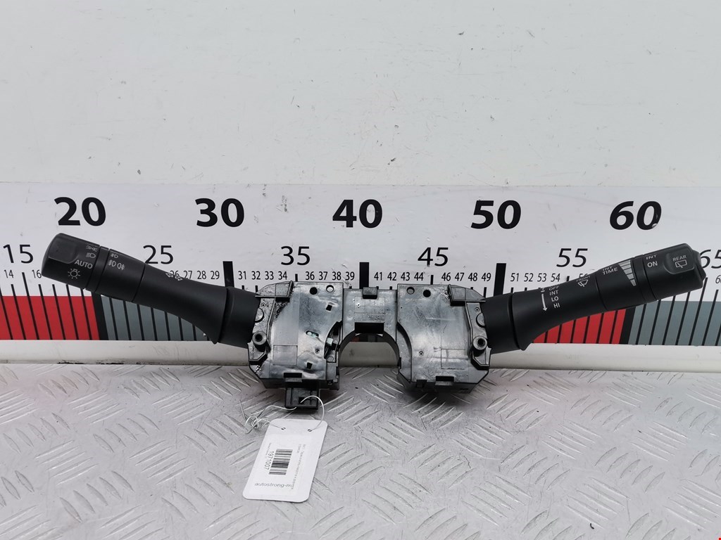 Переключатель поворотов и дворников (стрекоза) Renault Koleos (2008-2016)