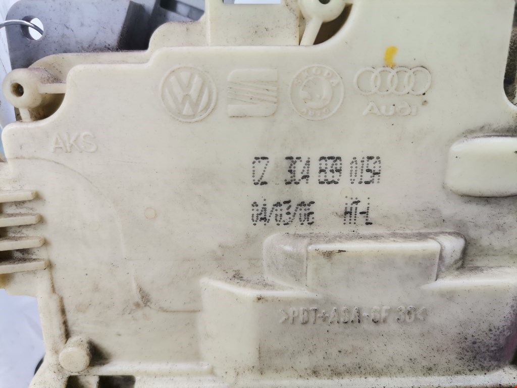 Замок двери задней левой VOLKSWAGEN Passat B6 2005-2011