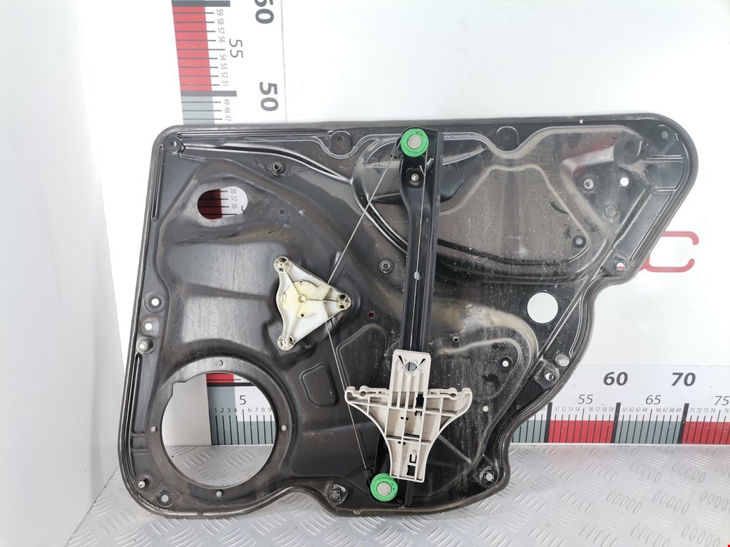 Стеклоподъемник задний левый VOLKSWAGEN Passat B6 2005-2011