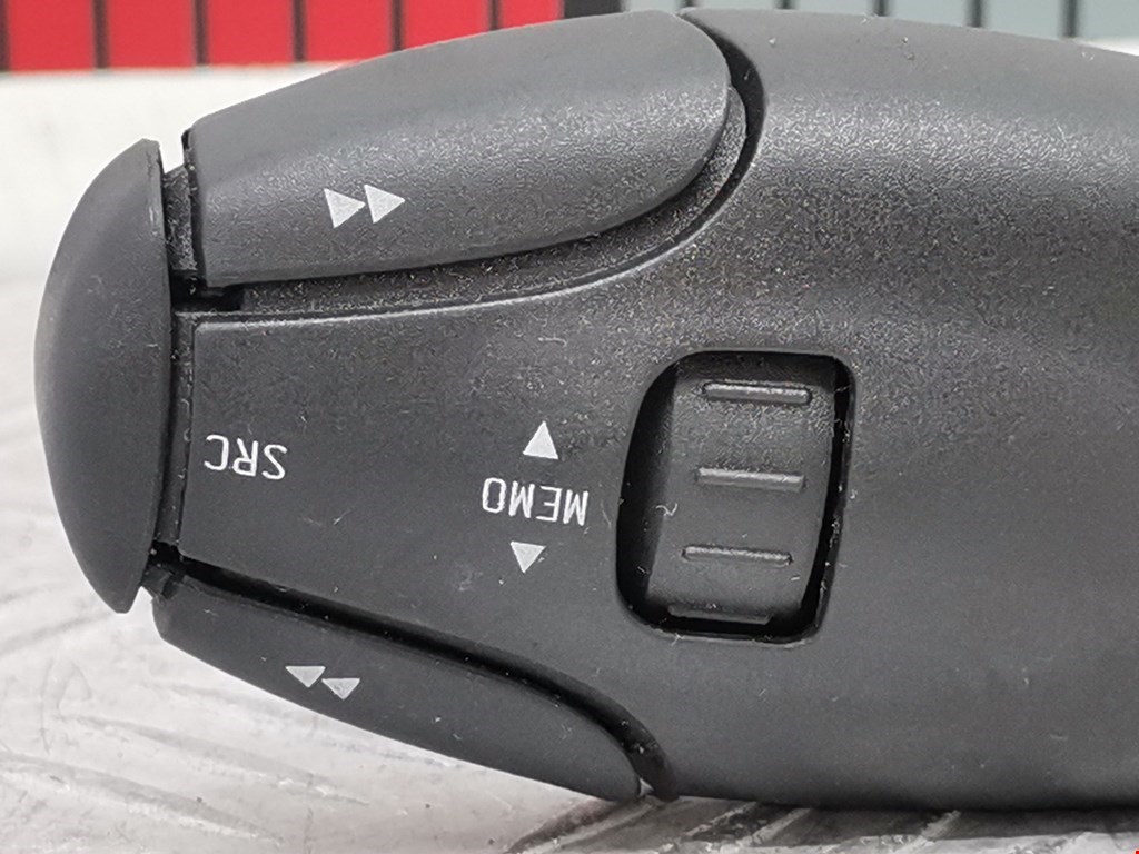 Переключатель подрулевой управления магнитолой PEUGEOT 207 2006-2015