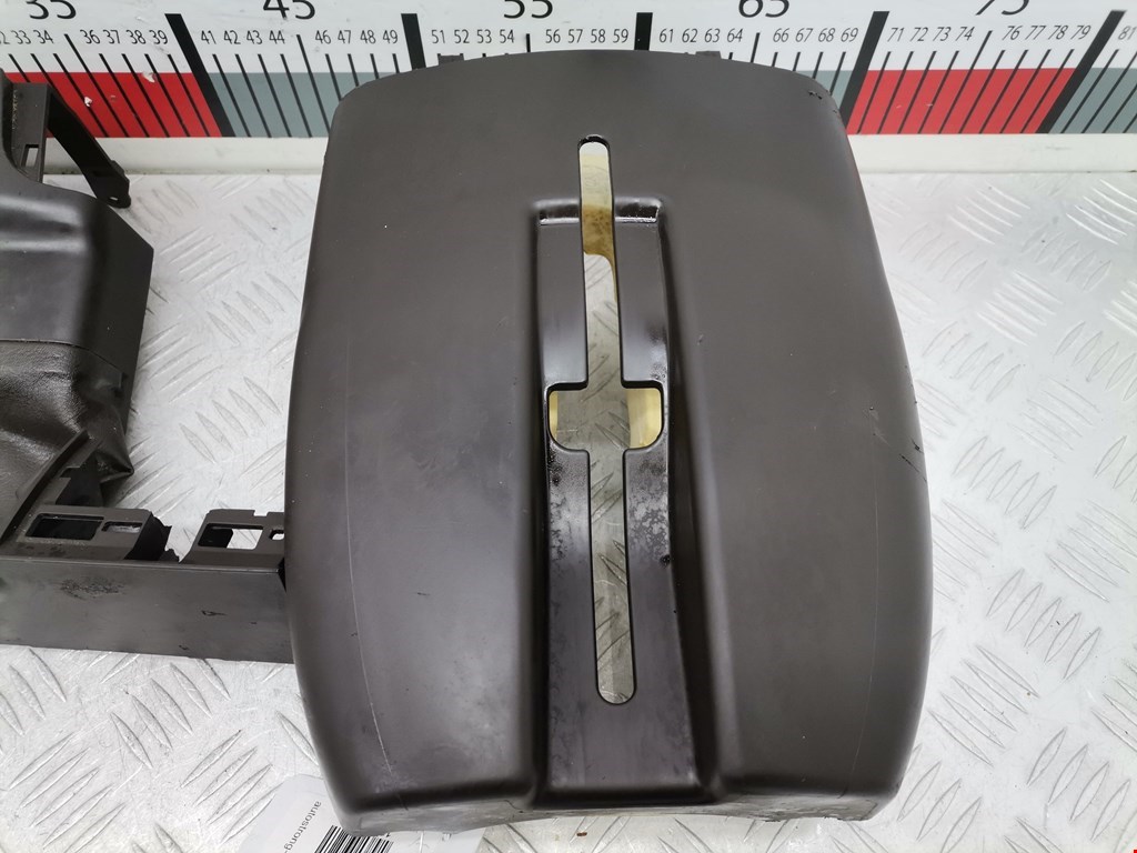 Кожух рулевой колонки VOLKSWAGEN Touareg 2002-2010