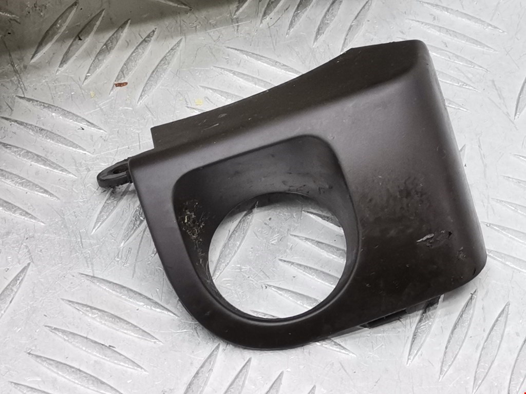 Кожух рулевой колонки VOLKSWAGEN Touareg 2002-2010