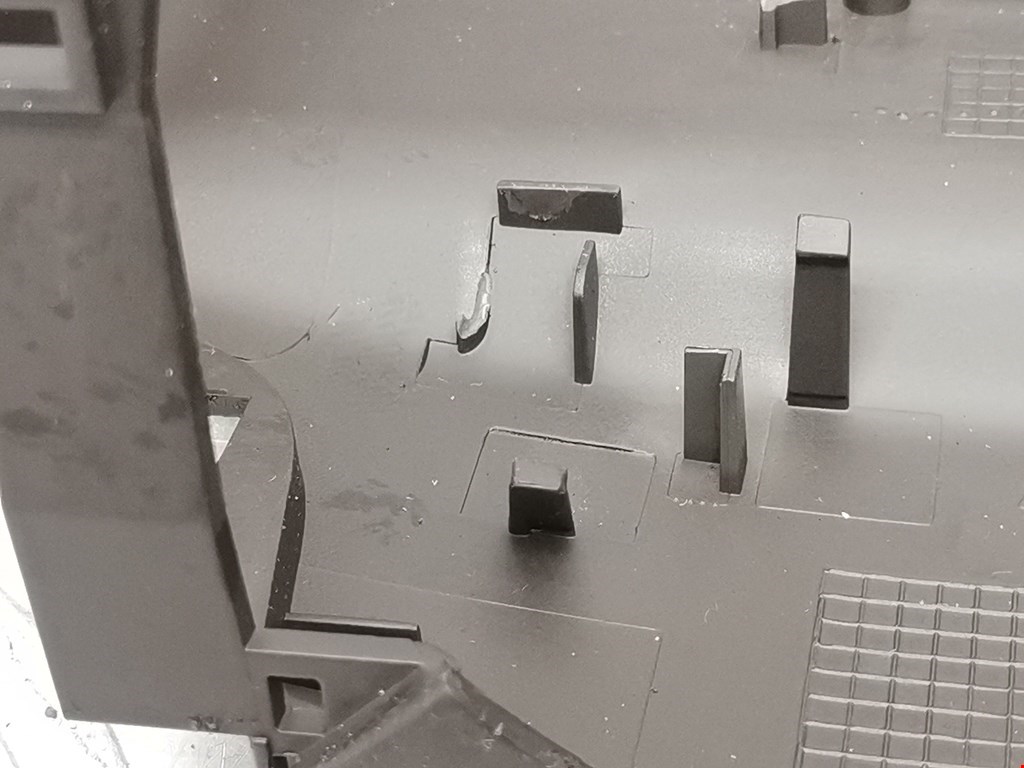 Кожух рулевой колонки VOLKSWAGEN Touareg 2002-2010