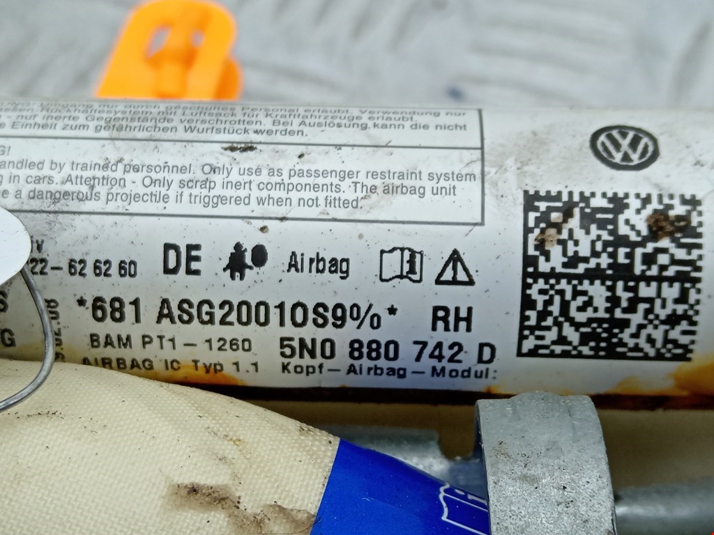 Подушка безопасности боковая (шторка) VOLKSWAGEN Tiguan 2007-2016