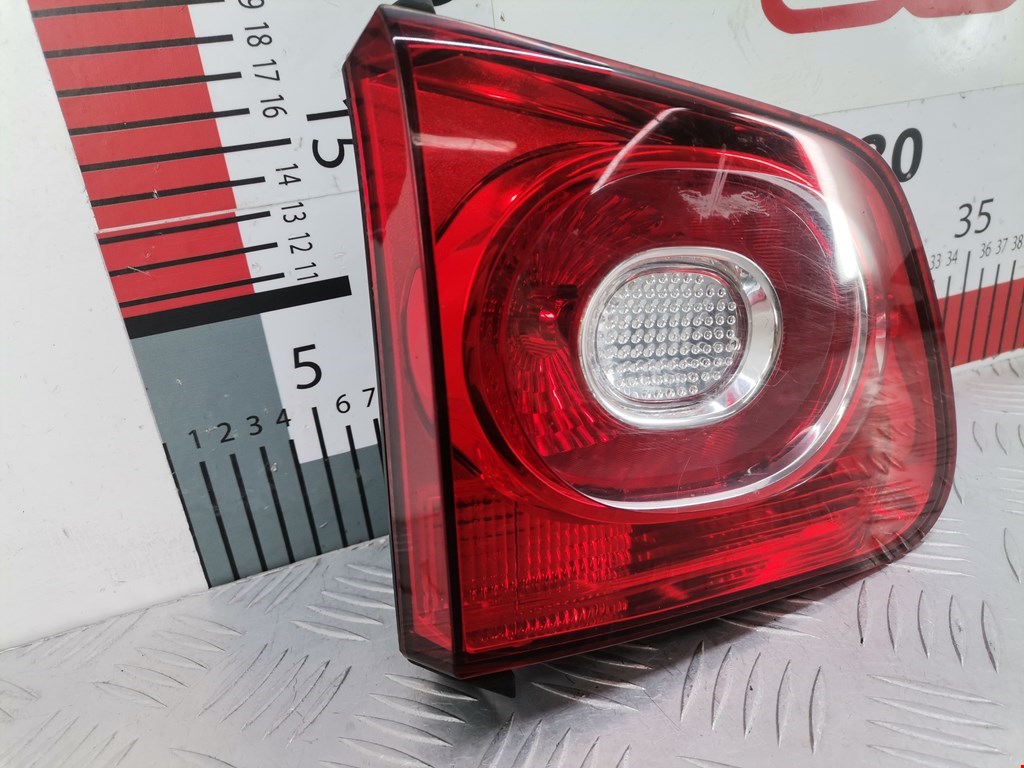 Фонарь задний внутренний левый VOLKSWAGEN Tiguan 2007-2016