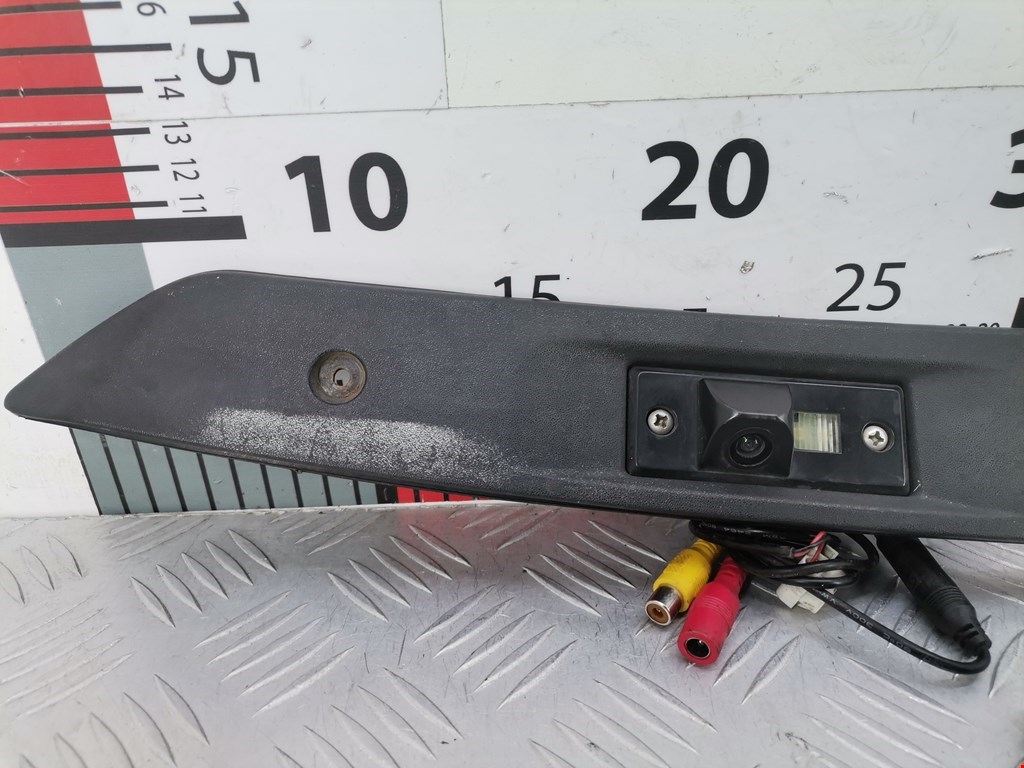 Фонарь подсветки номера VOLKSWAGEN Tiguan 2007-2016