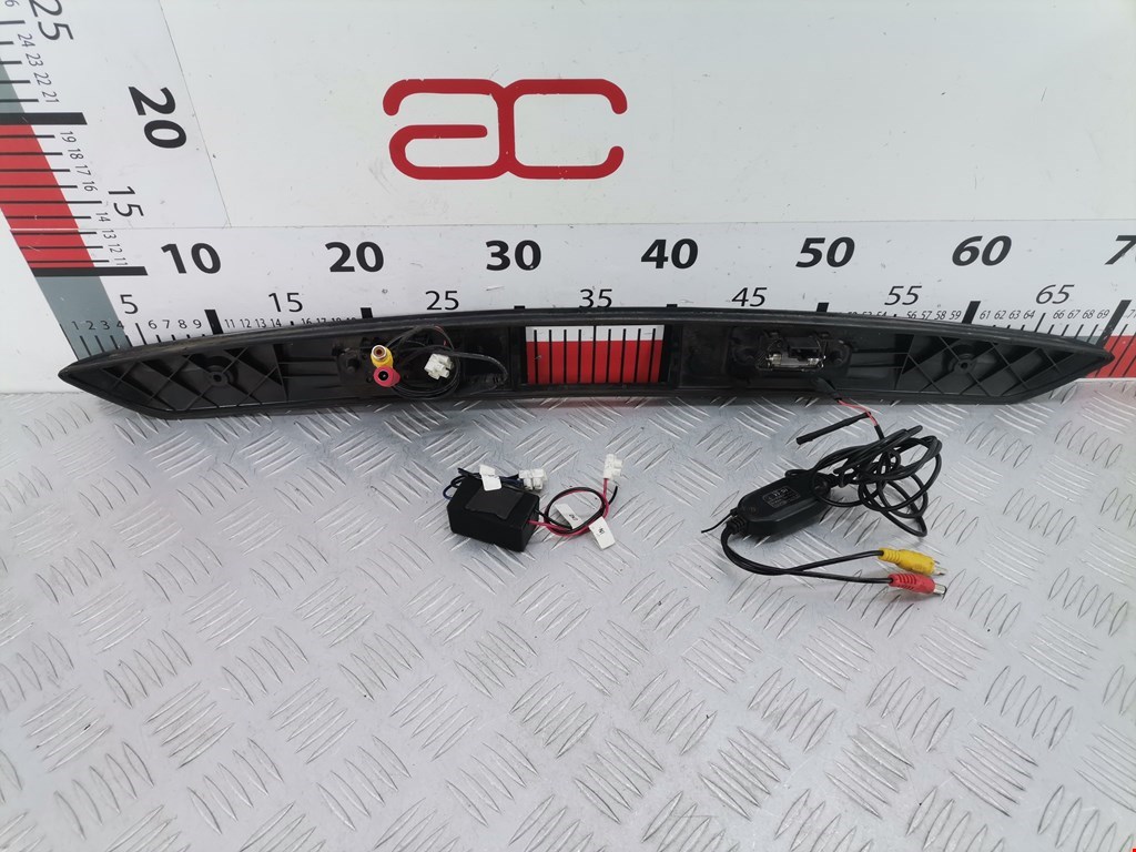 Фонарь подсветки номера VOLKSWAGEN Tiguan 2007-2016