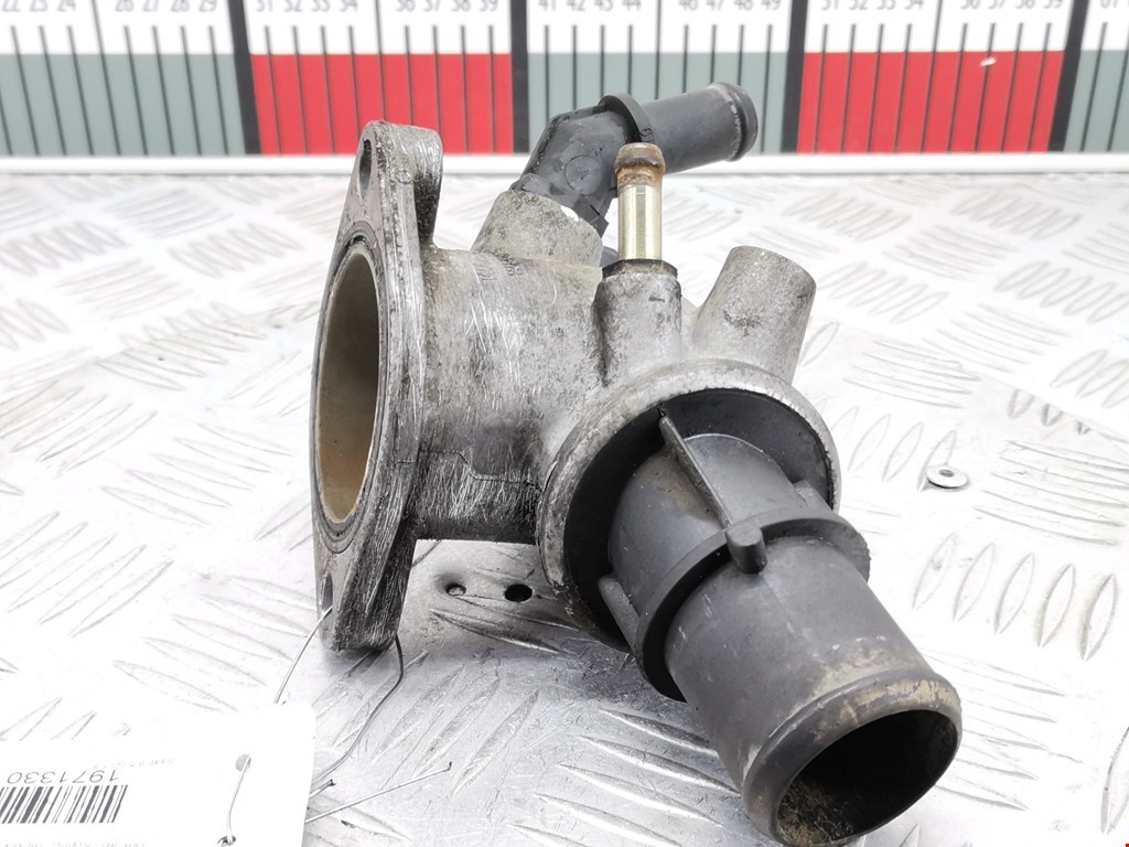 Корпус термостата SAAB 9-5 1997-2010