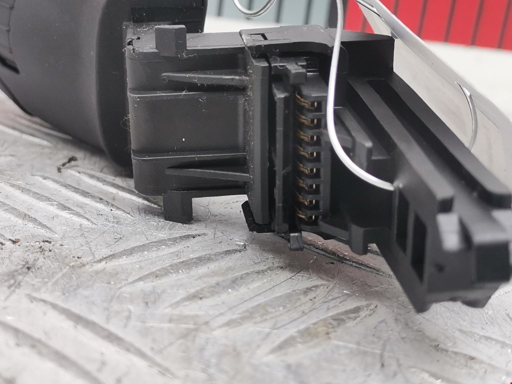 Переключатель подрулевой управления магнитолой PEUGEOT 207 2006-2015