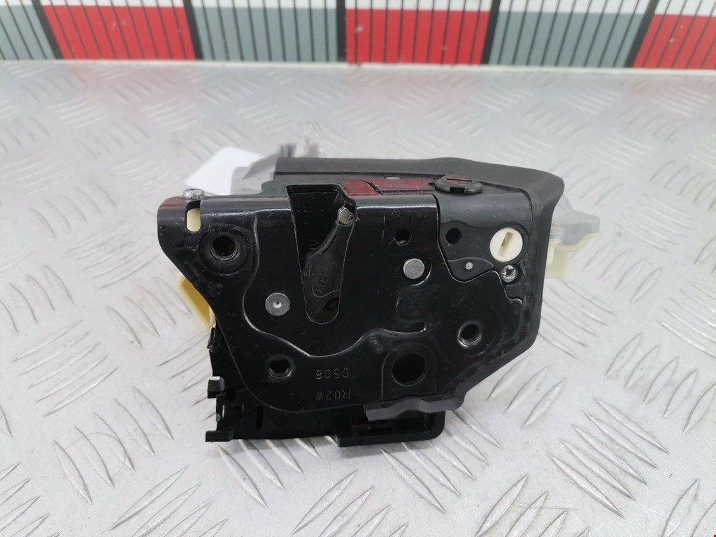 Замок двери задней правой VOLKSWAGEN Tiguan 2007-2016