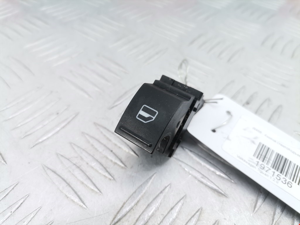 Кнопка стеклоподъемника VOLKSWAGEN Tiguan 2007-2016