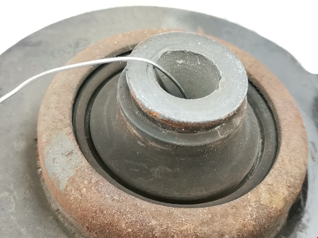 Рычаг передний левый RENAULT Megane II 2002-2009