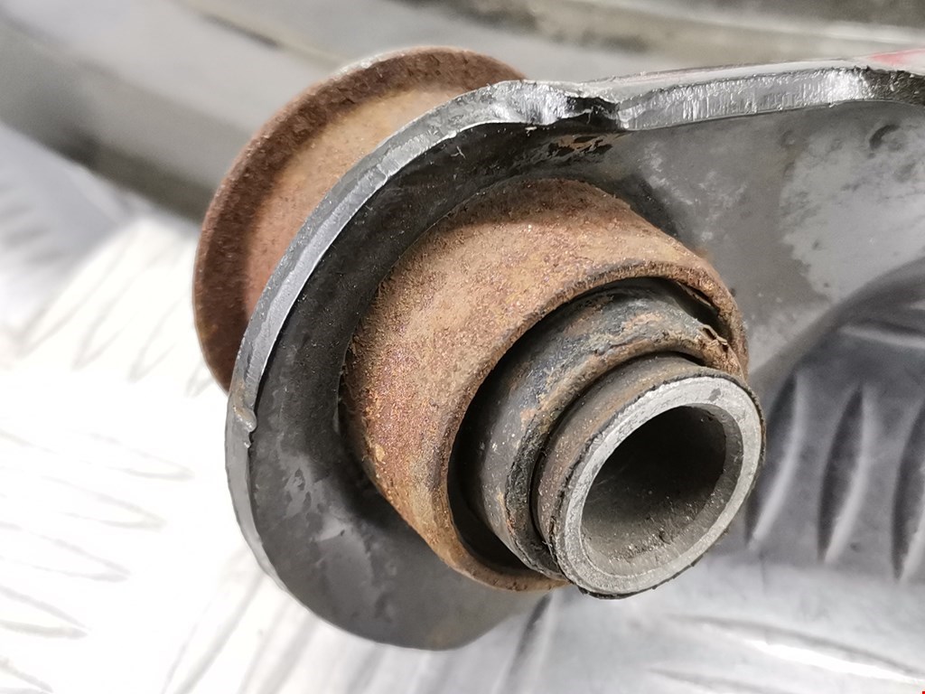 Рычаг передний левый RENAULT Megane II 2002-2009