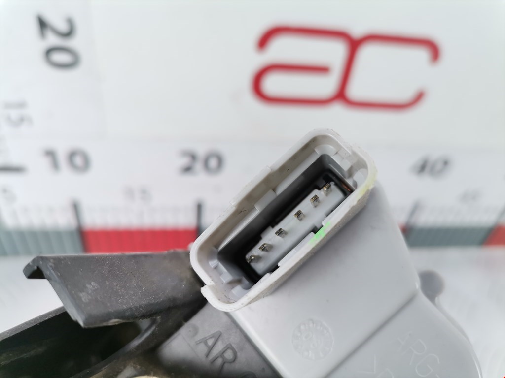 Замок двери задней левой CITROEN C5 I 2001-2008