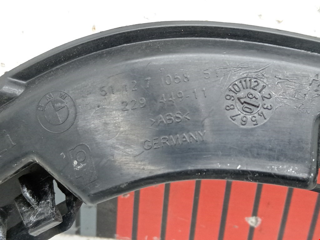 Кронштейн заднего бампера левый правый BMW 1er E81\E87 2004-2011