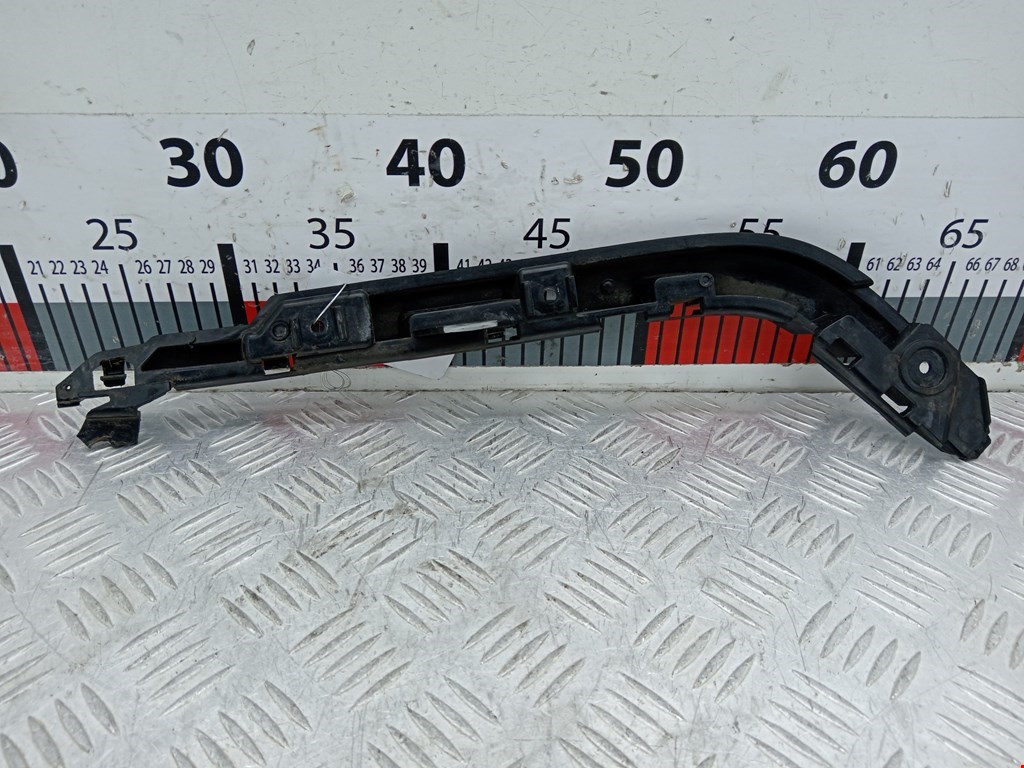 Кронштейн заднего бампера левый правый BMW 1er E81\E87 2004-2011