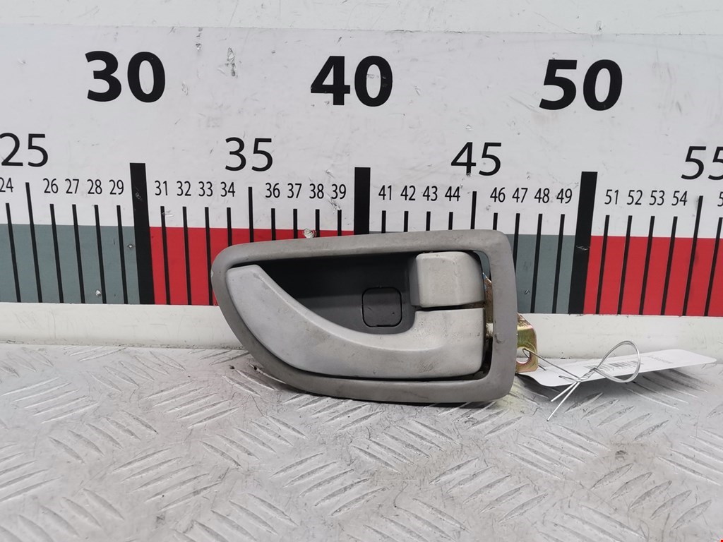 Ручка дверная задняя внутренняя правая KIA Sorento 2002-2009