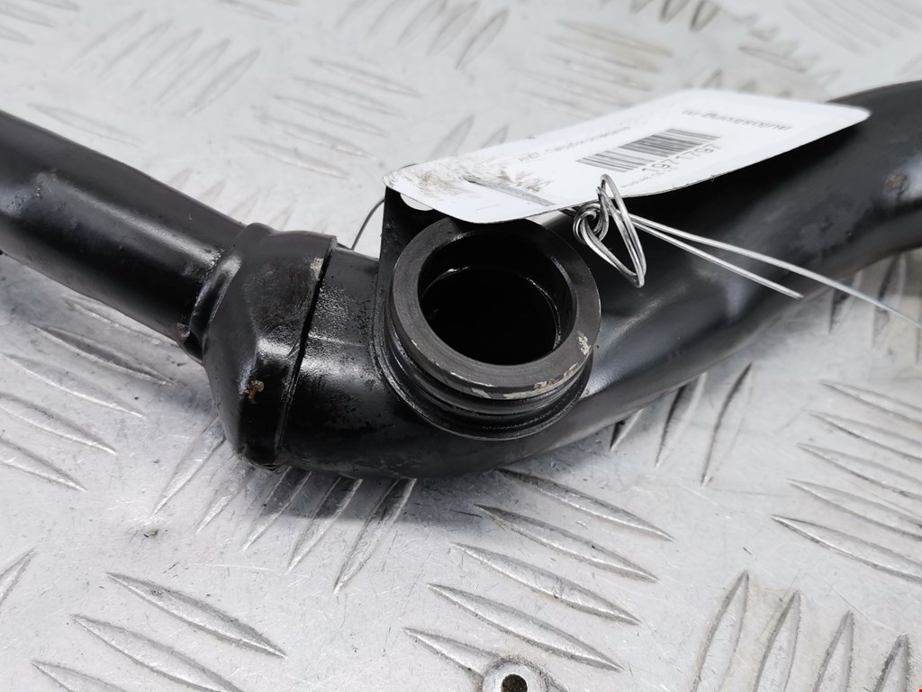 Патрубок AUDI A6 C5 1997-2004