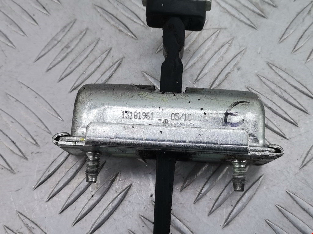 Ограничитель открывания двери OPEL Corsa D 2006-2014