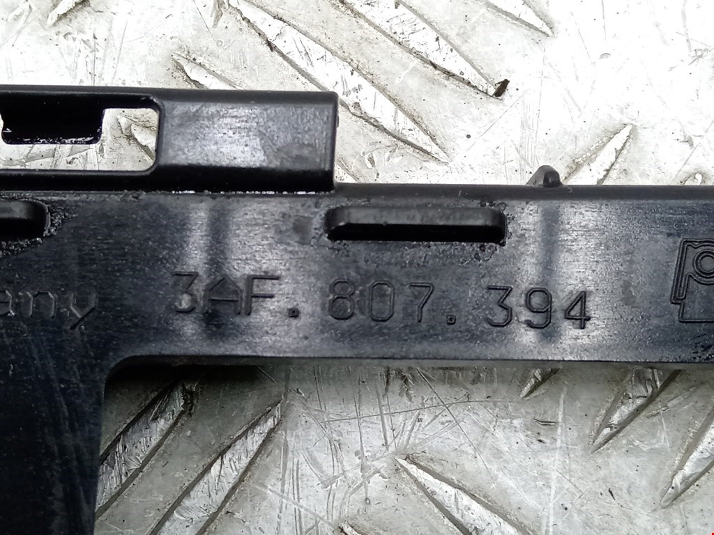 Кронштейн заднего бампера левый правый VOLKSWAGEN Passat B7 2011-2015