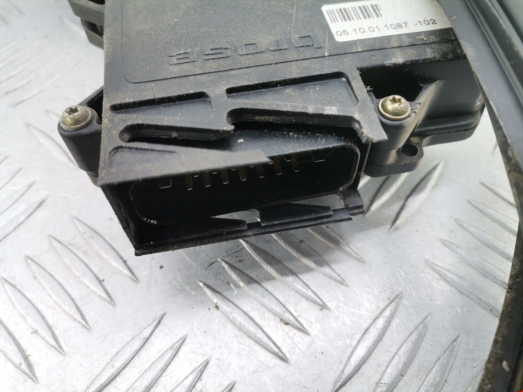 Стеклоподъемник задний левый FORD Galaxy 1995-2005