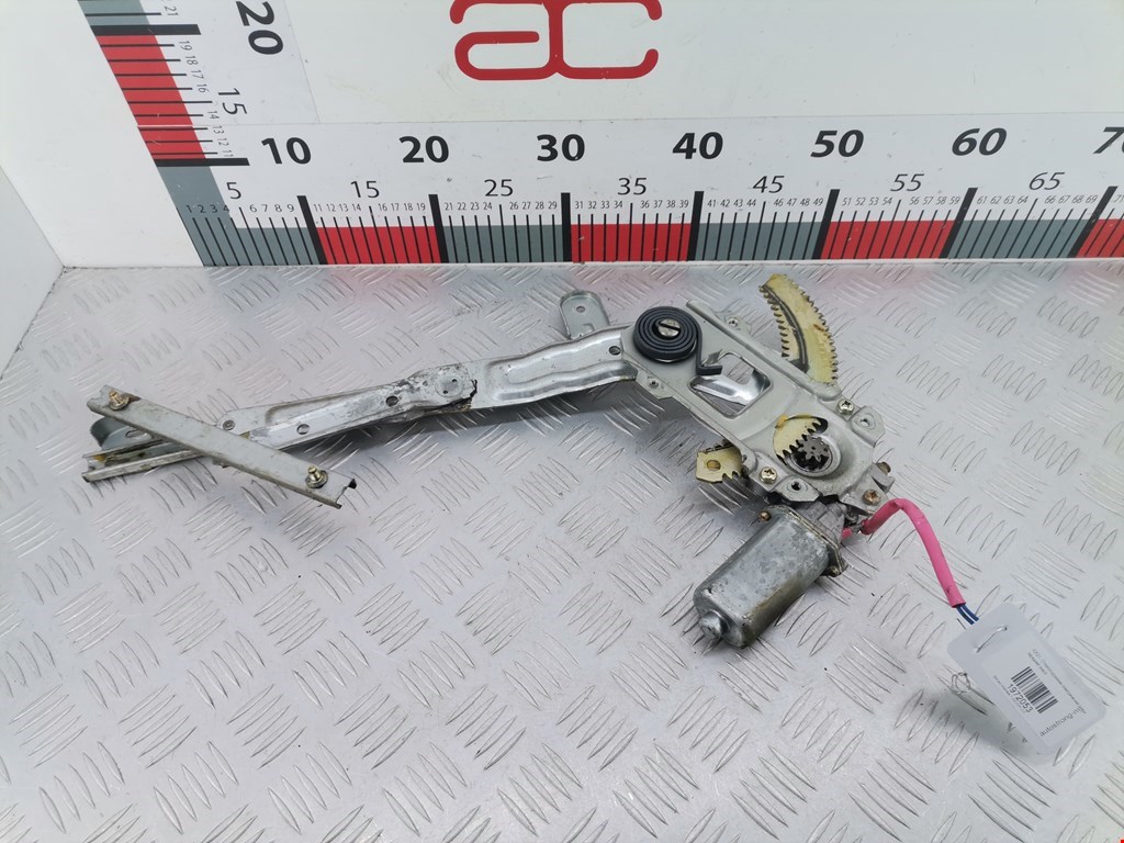 Стеклоподъемник передний левый SUBARU Impreza 1992-2000