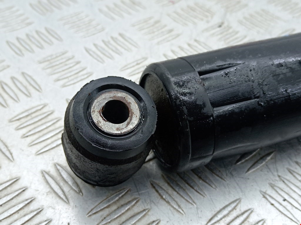 Амортизатор задний левый JEEP Grand Cherokee WK 2004-2010