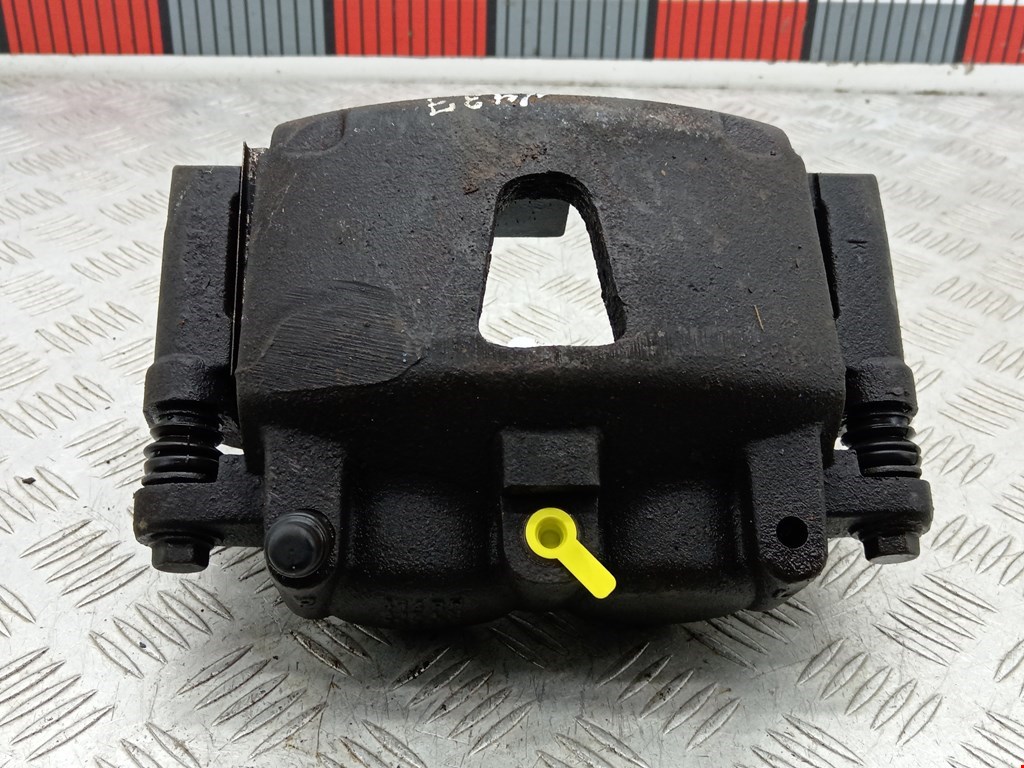 Суппорт передний правый JEEP Grand Cherokee WK 2004-2010