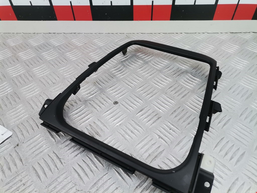 Накладка декоративная SUZUKI SX4 2006-2014