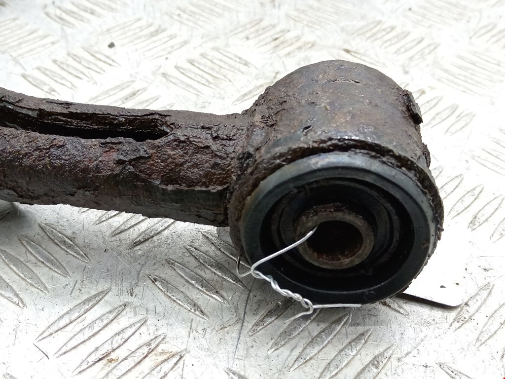 Рычаг передний правый TOYOTA Land Cruiser Prado 120 2002-2009