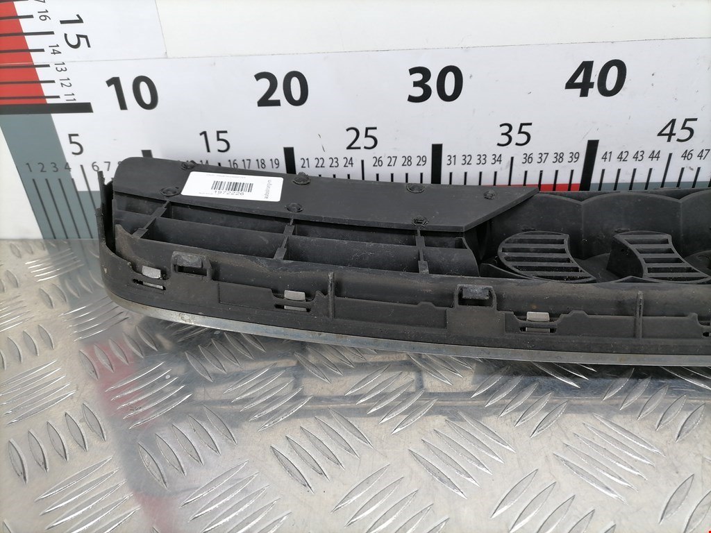 Решетка радиатора AUDI A3 8L 1996-2003