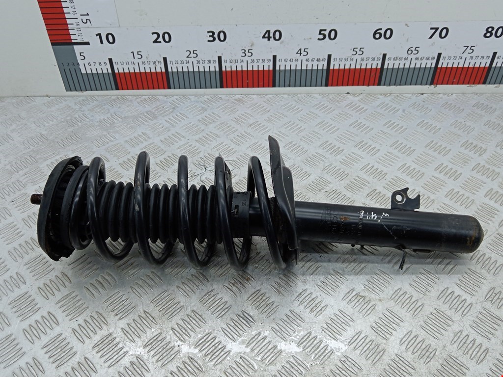 Стойка амортизатора переднего левого Peugeot 207 (2006-2014)