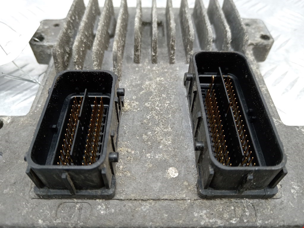 Блок управления двигателя (ЭБУ) OPEL Corsa D 2006-2014