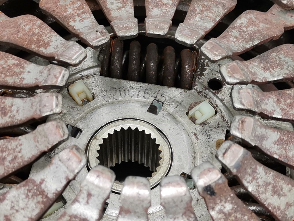 Маховик (демпфер сцепления) RENAULT Twingo 2007-2014