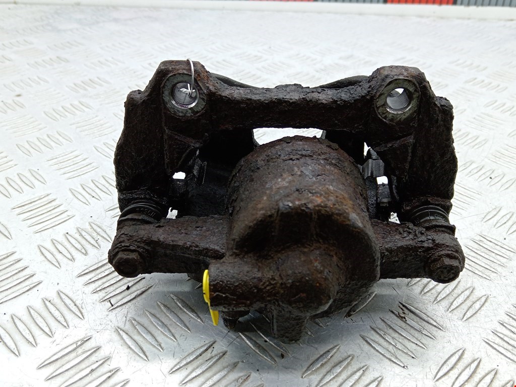 Суппорт передний правый OPEL Corsa D 2006-2014