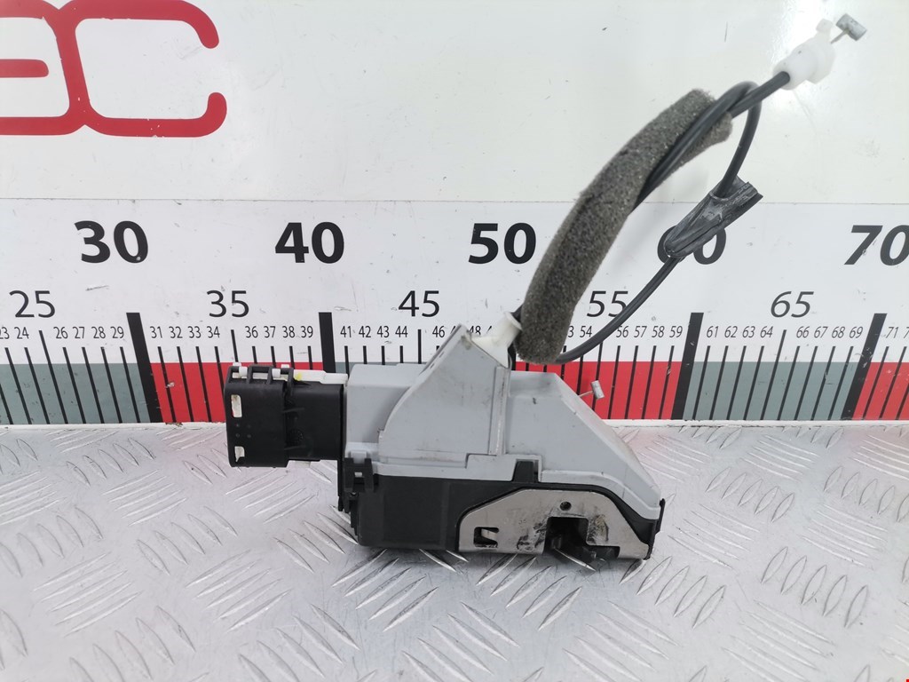 Замок двери задней правой PEUGEOT 308 2007-2015