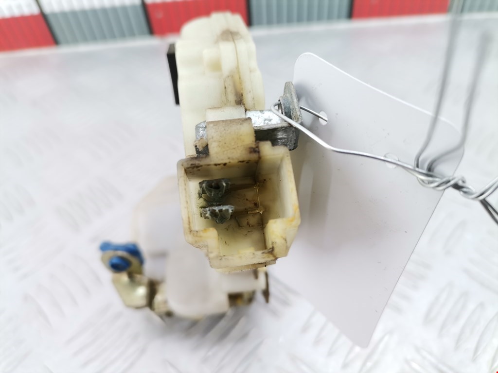 Замок двери задней правой SUBARU Impreza 2000-2007