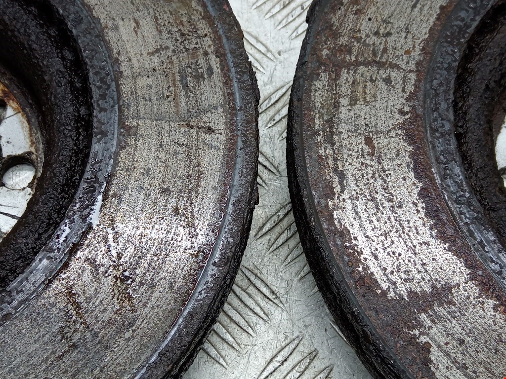 Диск тормозной передний VOLKSWAGEN Passat B6 2005-2011