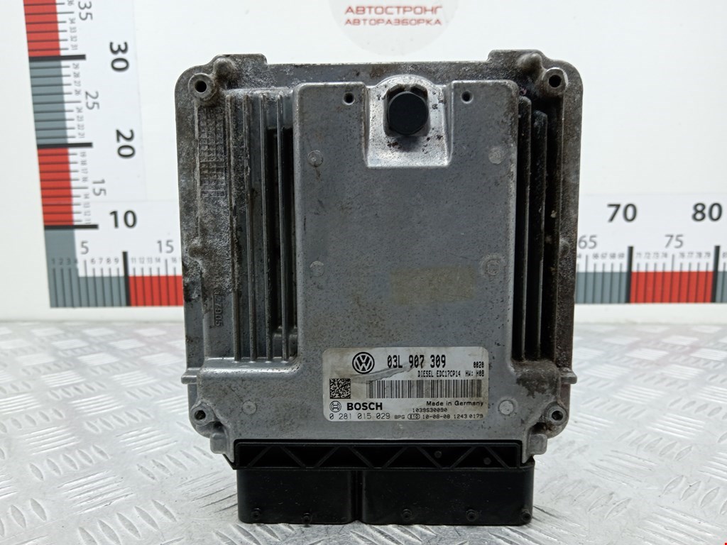 Блок управления двигателя (ЭБУ) VOLKSWAGEN Passat B6 2005-2011