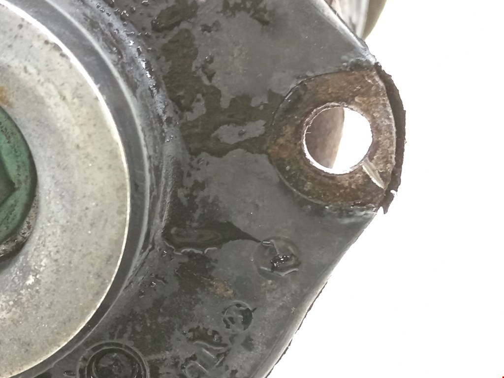 Амортизатор передний левый VOLKSWAGEN Passat B6 2005-2011