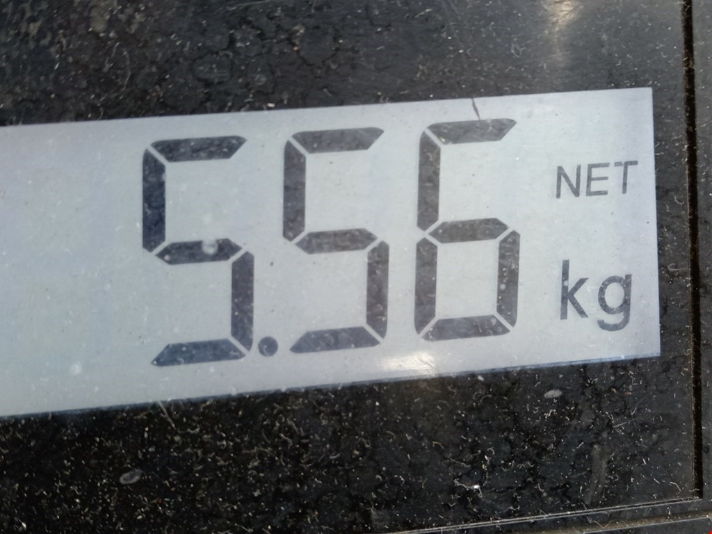 Суппорт передний правый VOLKSWAGEN Passat B6 2005-2011