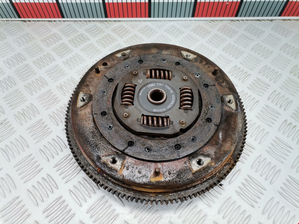 Маховик (демпфер сцепления) FORD Fiesta 2001-2008