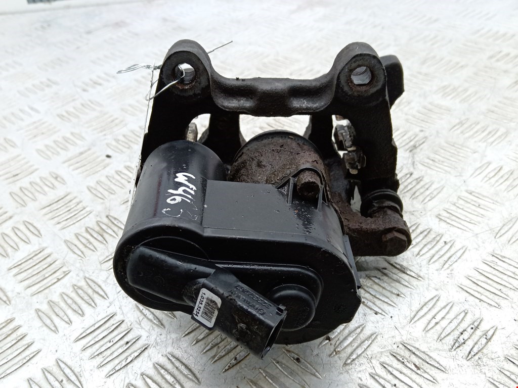 Суппорт задний правый VOLKSWAGEN Passat B7 2011-2015