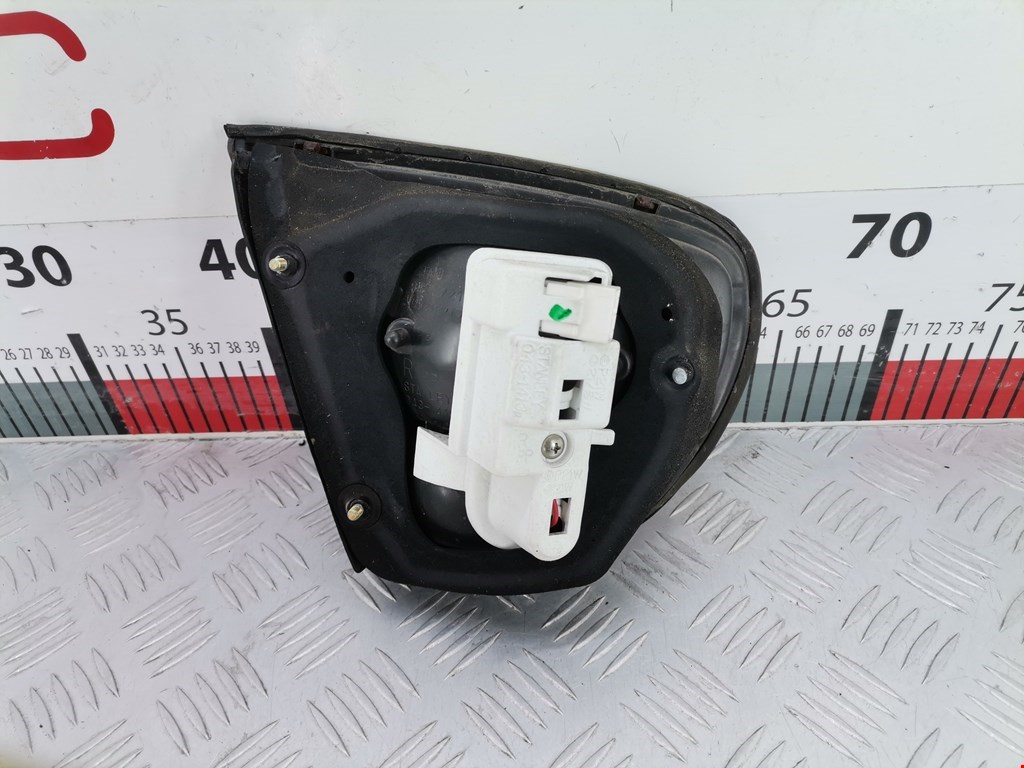 Фонарь задний внутренний правый MAZDA Xedos 6 1992-1999