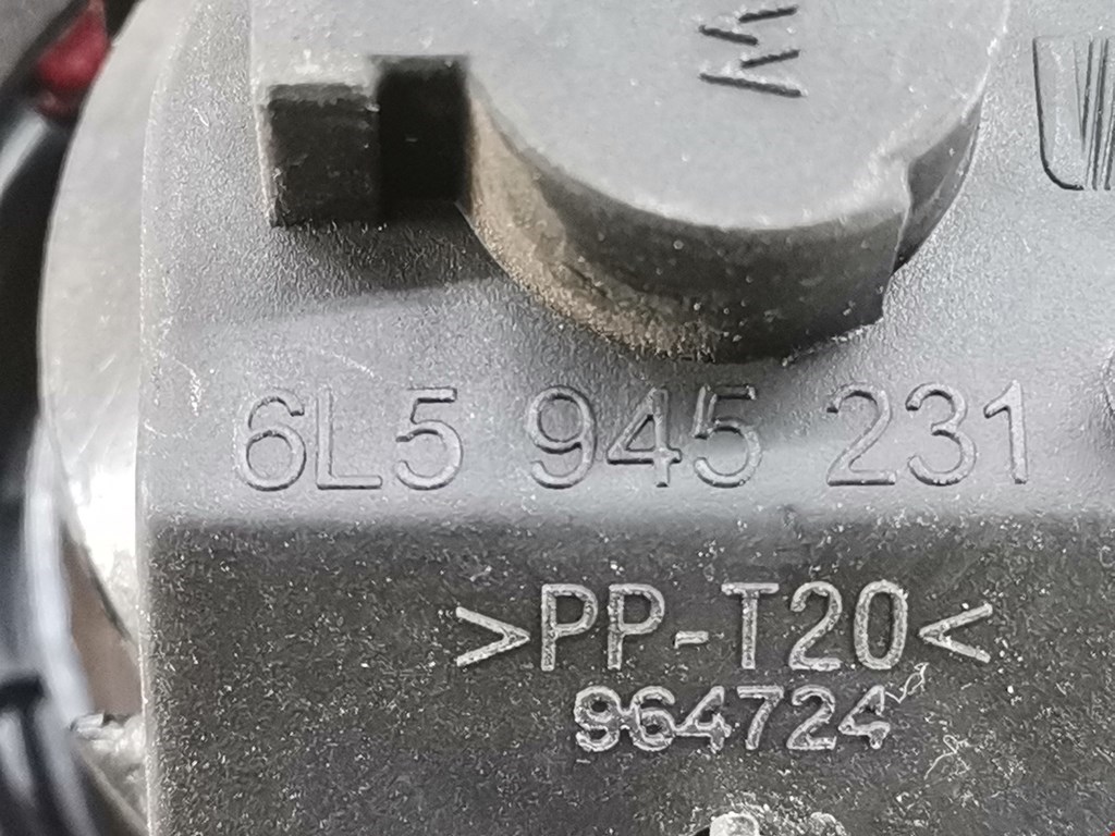 Фонарь задний внутренний правый SEAT Cordoba 2002-2009