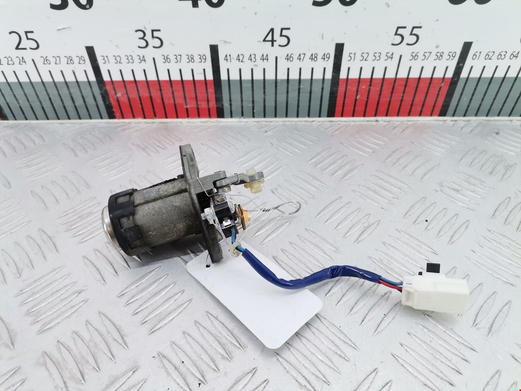 Ручка двери багажника наружная MAZDA Xedos 6 1992-1999