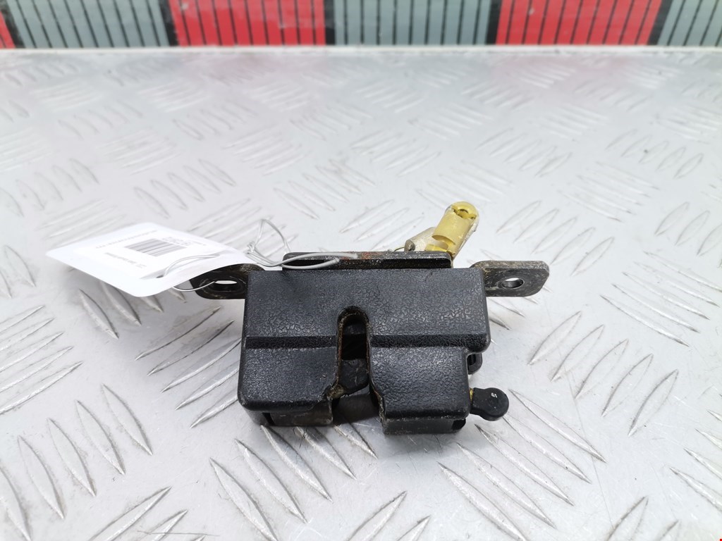 Замок багажника (крышки двери) MAZDA Xedos 6 1992-1999