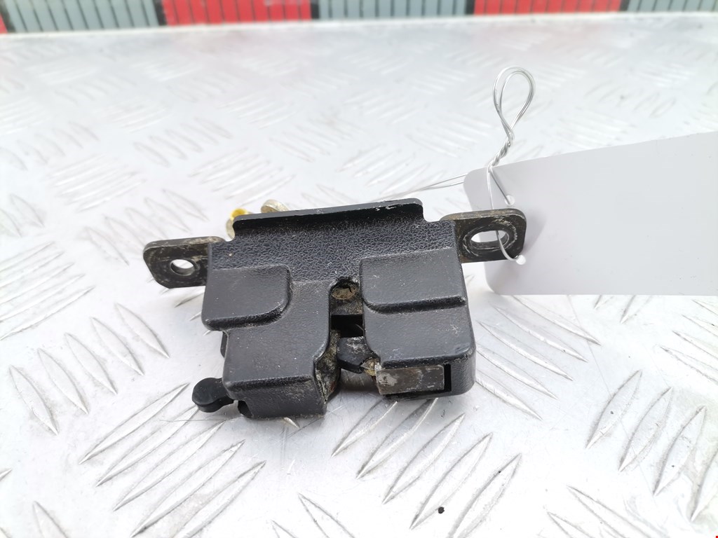 Замок багажника (крышки двери) MAZDA Xedos 6 1992-1999