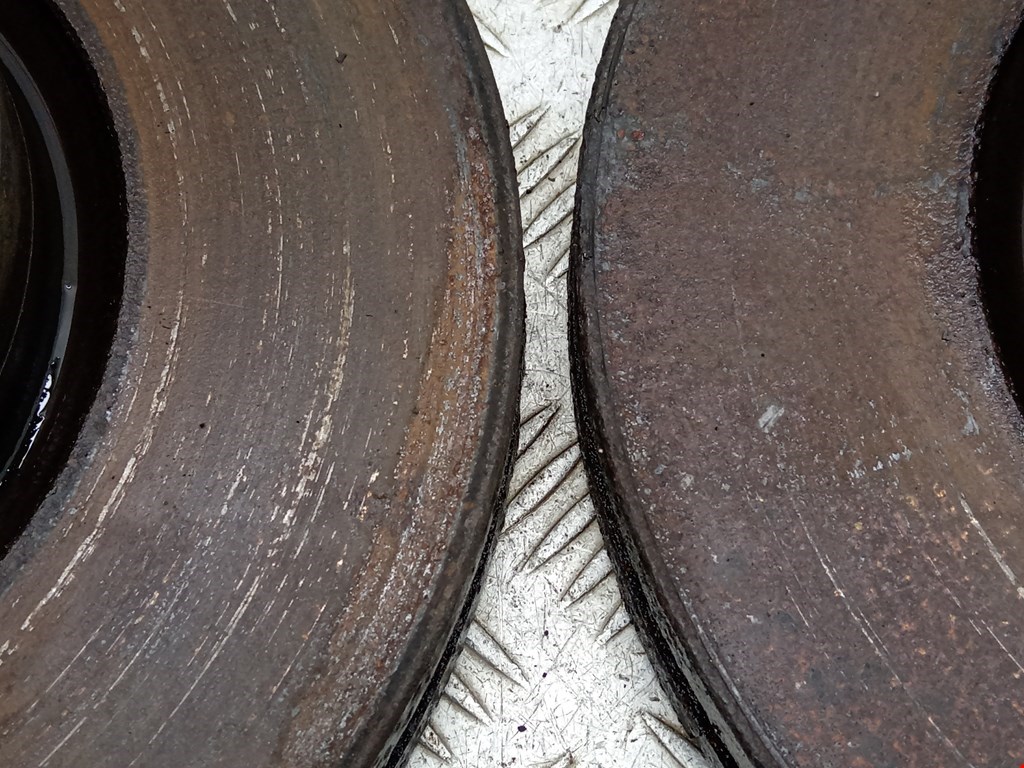 Диск тормозной передний VOLKSWAGEN Passat B6 2005-2011